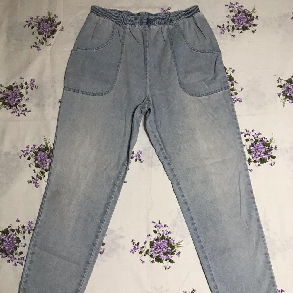 Stretch waist jeans